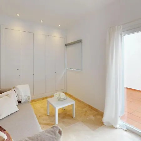 Paraiso Benahavis - Private Garden Ground Floor Estepona